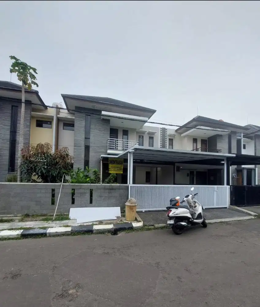 Di sewakan Rumah/ thn