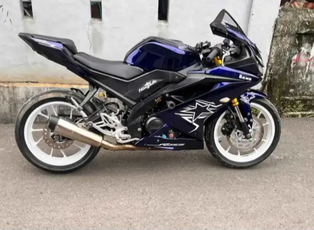 Yamaha r15 v3 lengkap