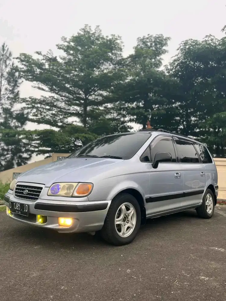 Hyundai Trajet 2.0GLS matic pjk pjg