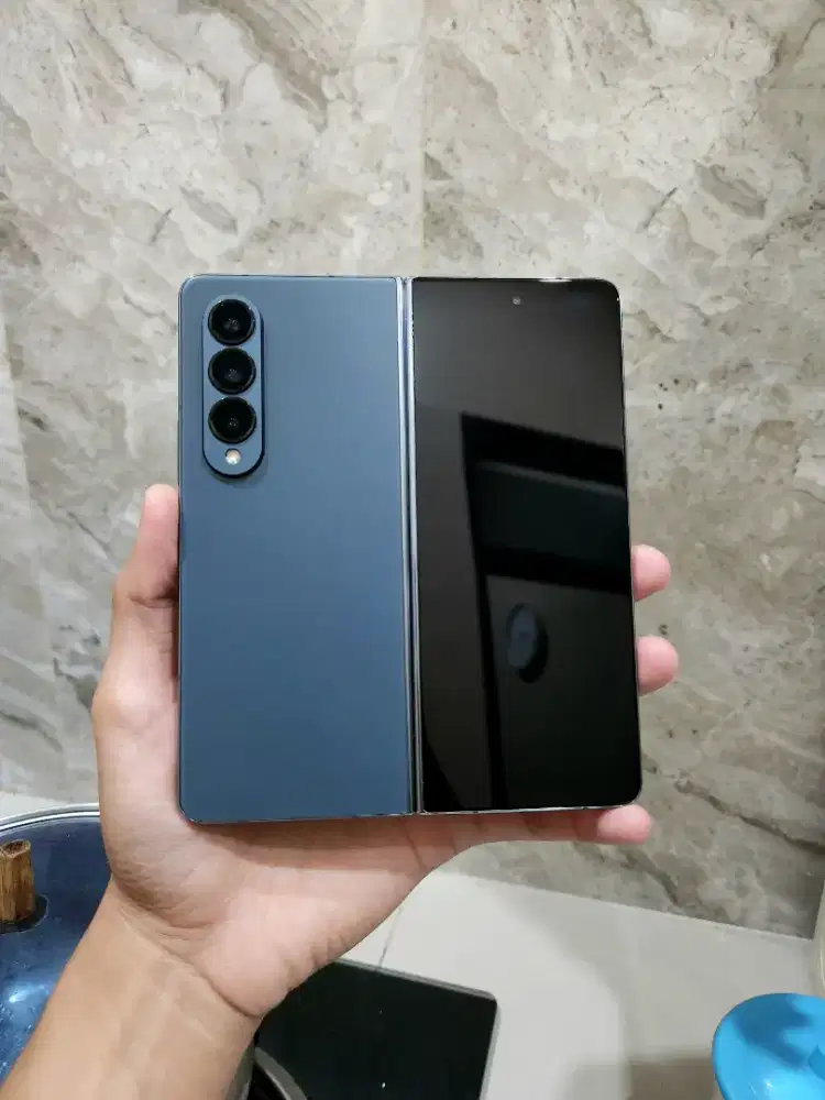 Samsung Z Fold 4 12/512GB Resmi Sein Grey Lengkap