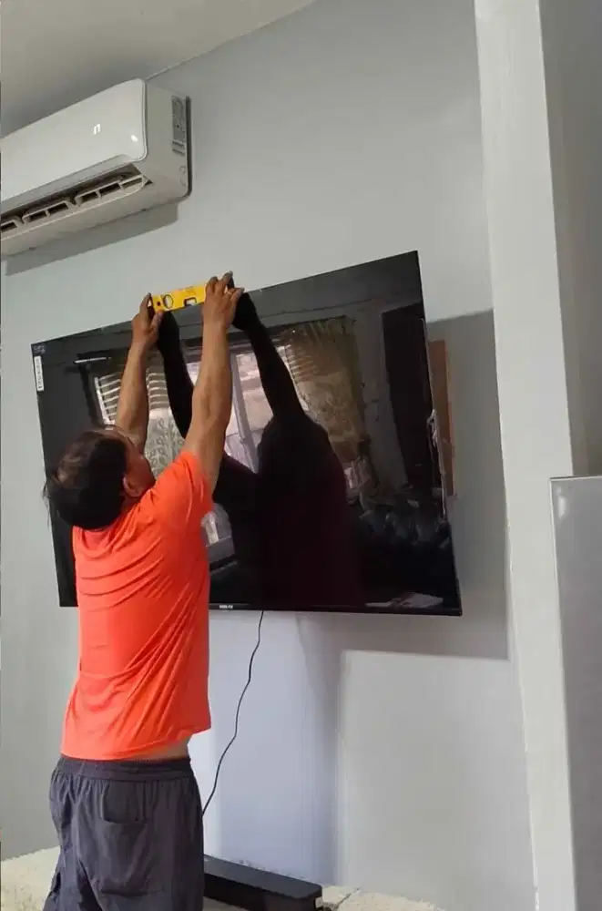 Jual briket tv/bracket tv/braket tv/breket tv gantungan tv+instal