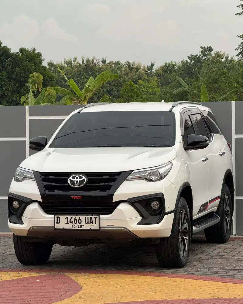 TOYOTA FORTUNER VRZ TRD 2.4 DIESEL AT 2018
