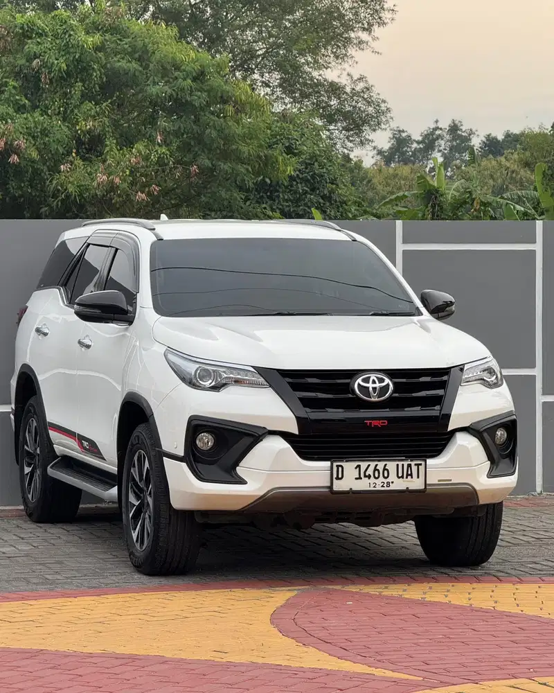 TOYOTA FORTUNER VRZ TRD 2.4 DIESEL AT 2018
