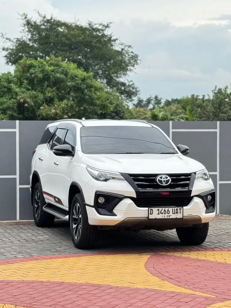 TOYOTA FORTUNER VRZ TRD 2.4 DIESEL AT 2018