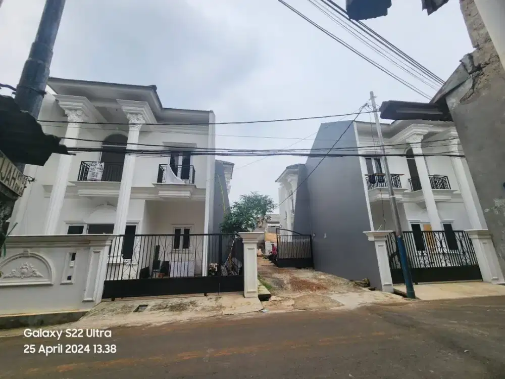 1 UNIT TERAKHIR !! Rumah Classic Modern Siap Huni Cibubur Ciracas Jakarta Timur