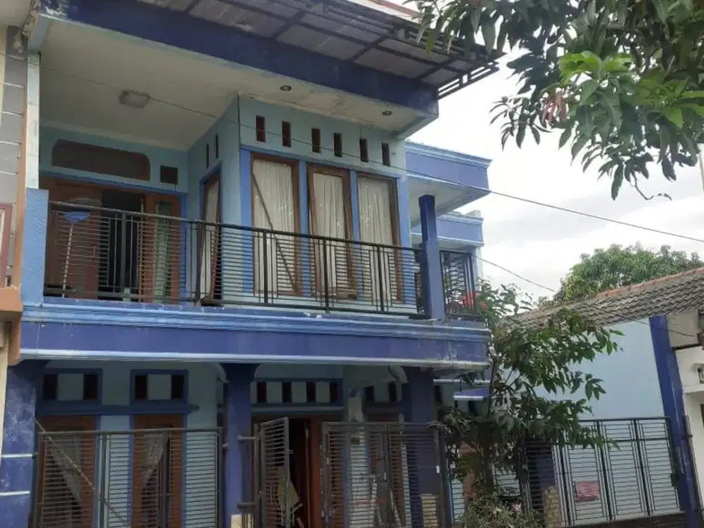 Dijual Rumah secondary 3,5 Lantai di Utara Bekasi, Luas dan murah