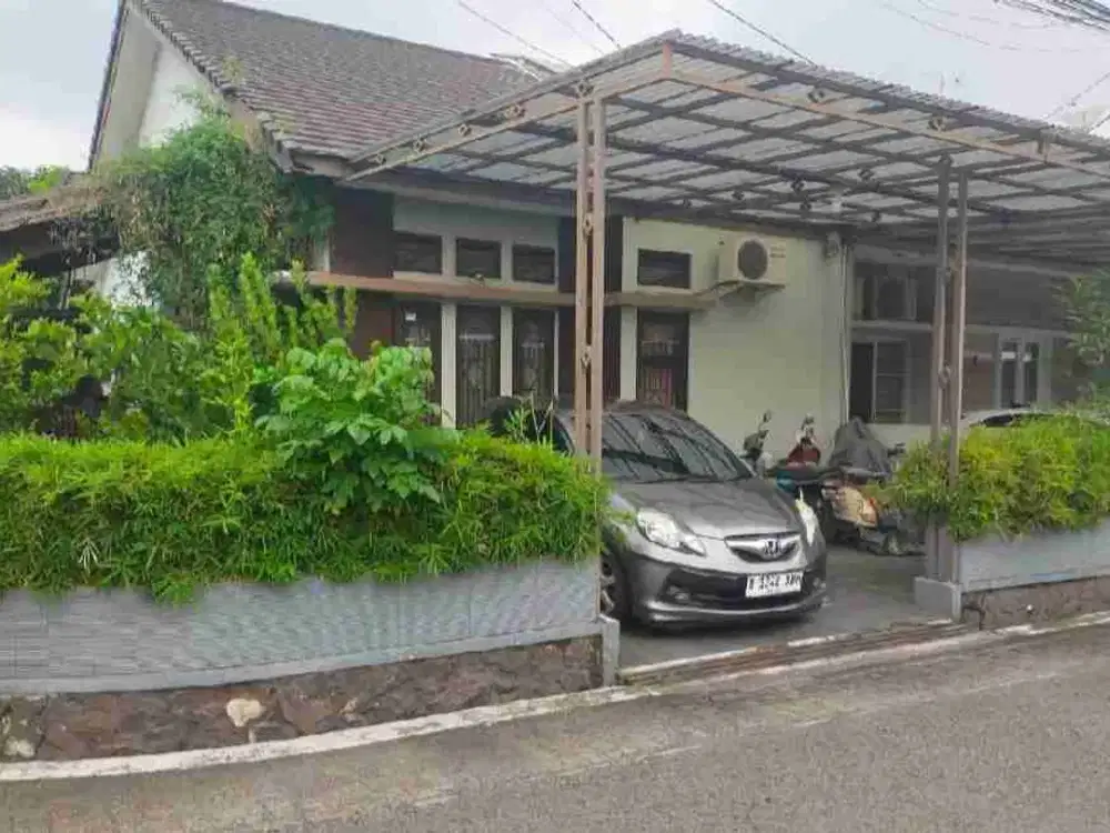 jual rumah urgent di mekarwangi dekat pintu tol  2.2 miliar nego sampai jadi
