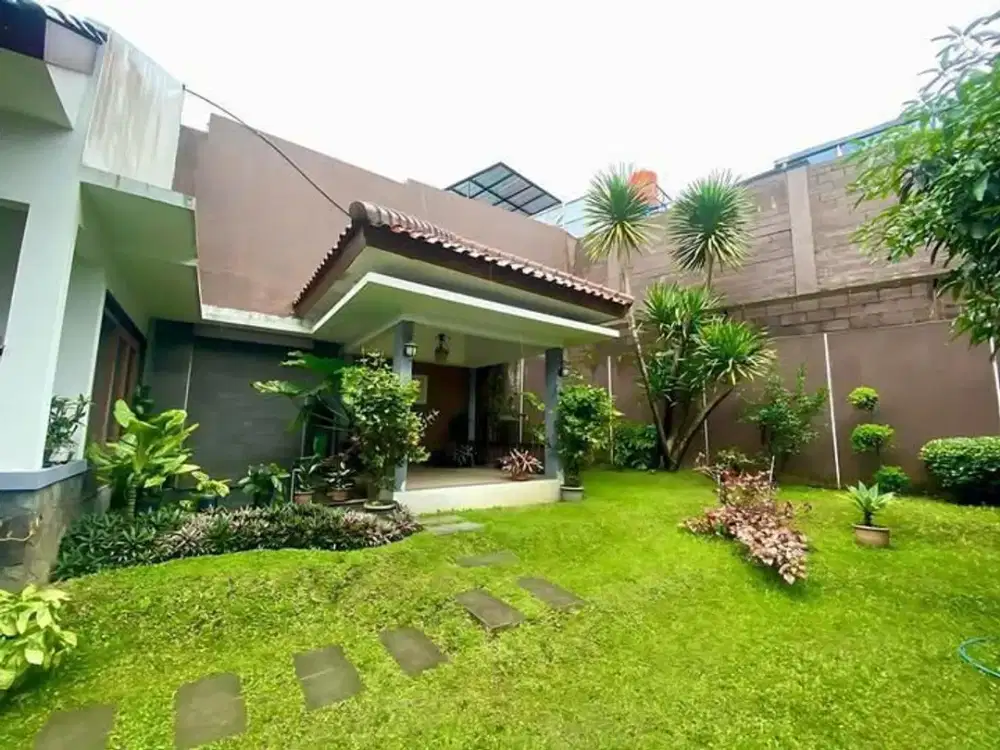 rumah 2 lantai di komplek parigi indah siap huni harga masih bisa nego