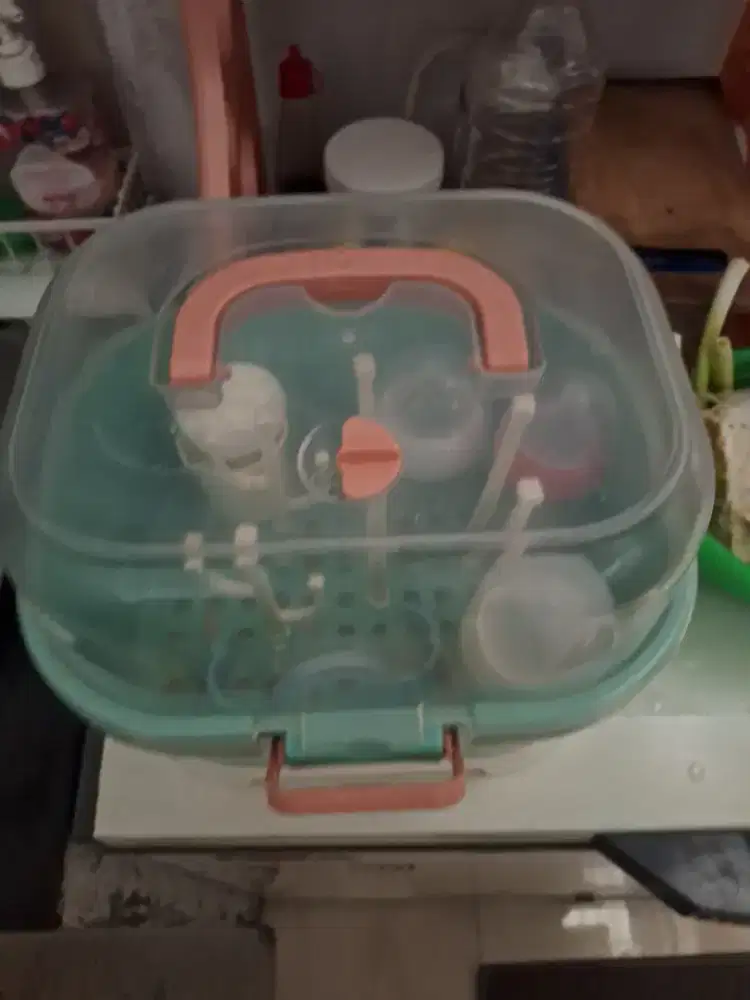 Rak untuk botol dan mpasi bayi