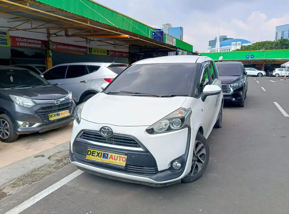 KM60000)TOYOTA SIENTA 1.5 V 2017 NIK 2016 ISTIMEWA KAYA BARU