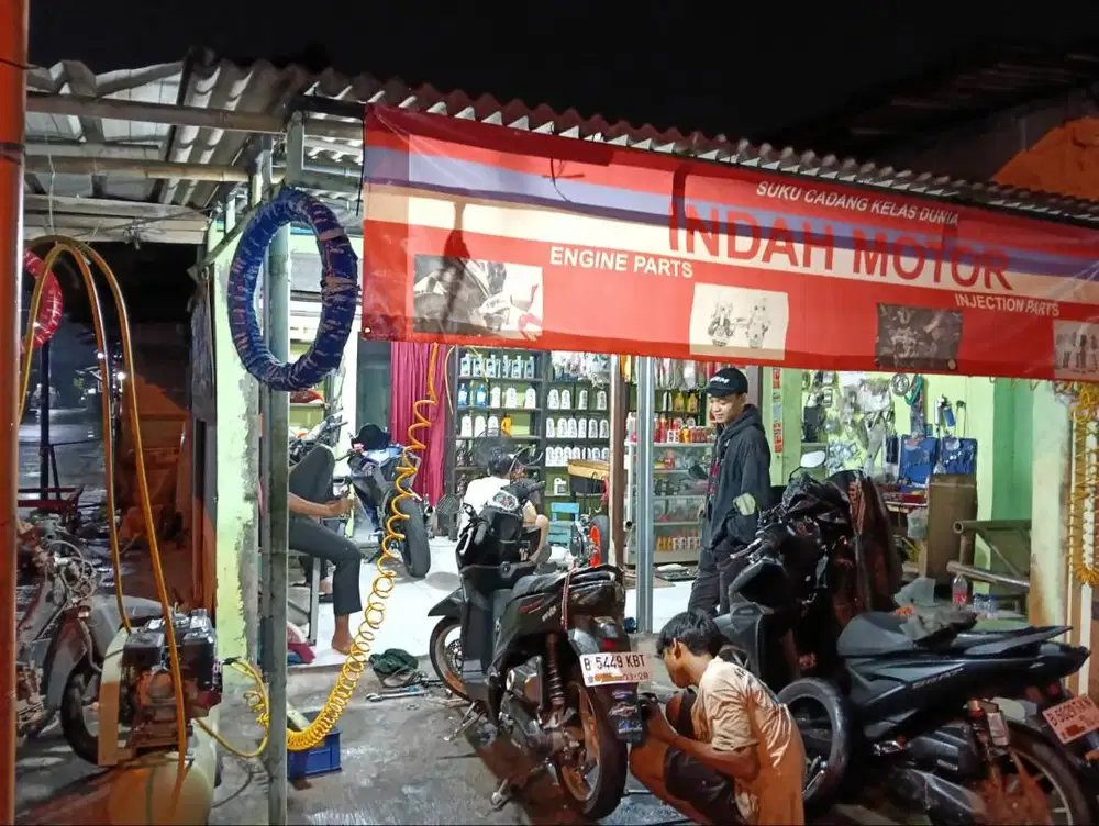 Butuh Cepat Montir Motor yang sudah pengalaman Bongkar Pasang Mesin.