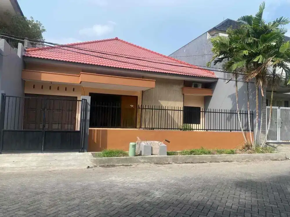Tengah Kota Surabaya! Rumah Di Jual Manyar Tirtomoyo Siap Huni Terawat