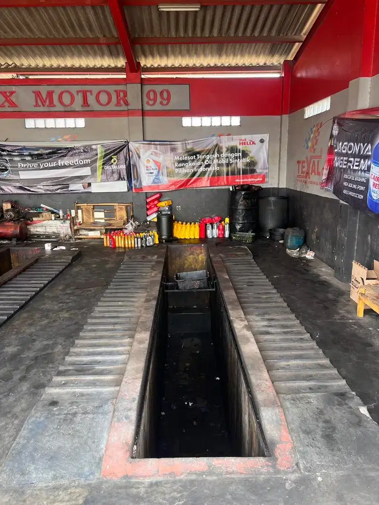 Lowongan montir toko ban mobil