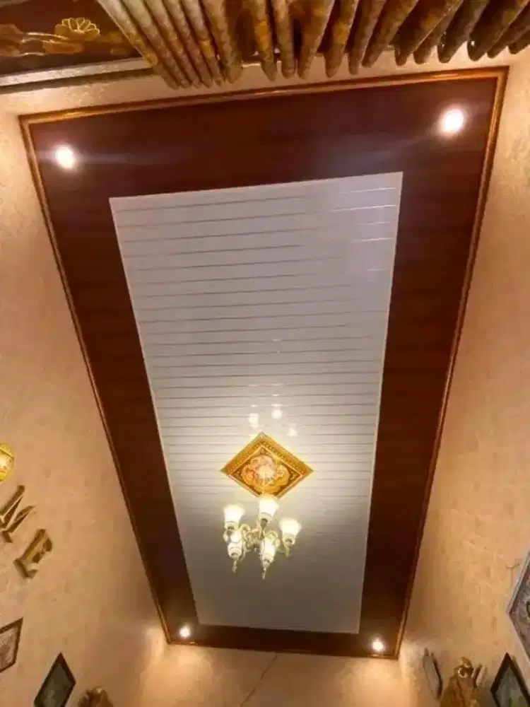 Pemasangan plafon VPC WPC