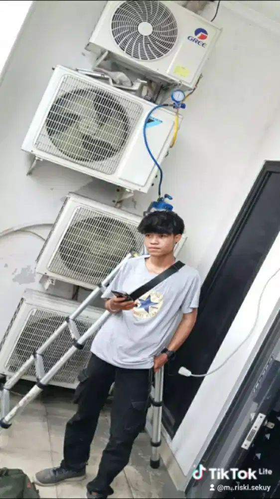 Jasa AC gree dn berbagai Mrek bisa