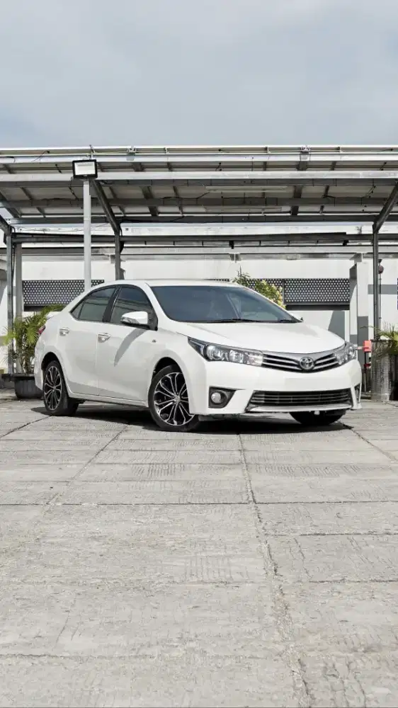 Toyota Corolla Altis 2015 Bensin