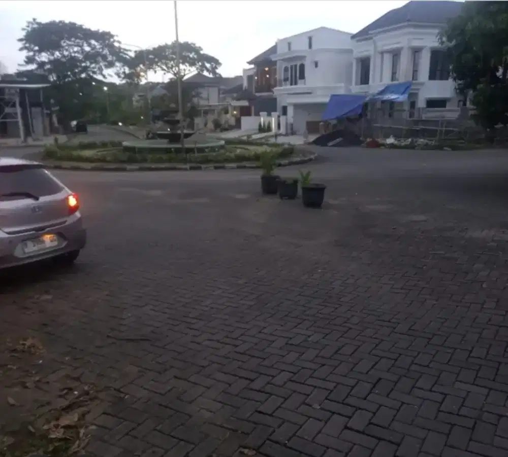 Kavling Boulevard Manyaran jalan 12 meter