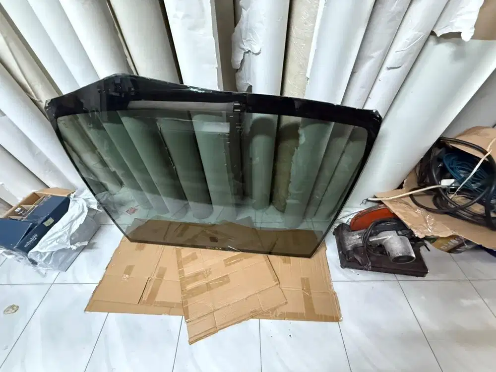 Kaca depan innova lama 2004-2015