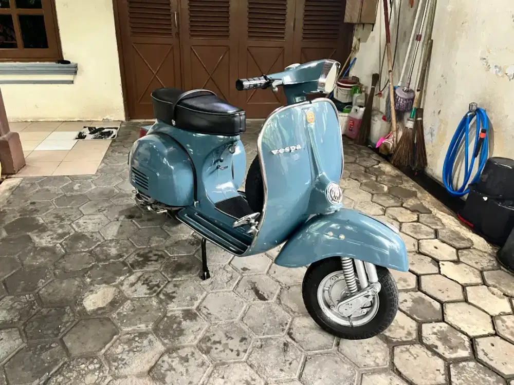 Vespa Super 1976 Mulus