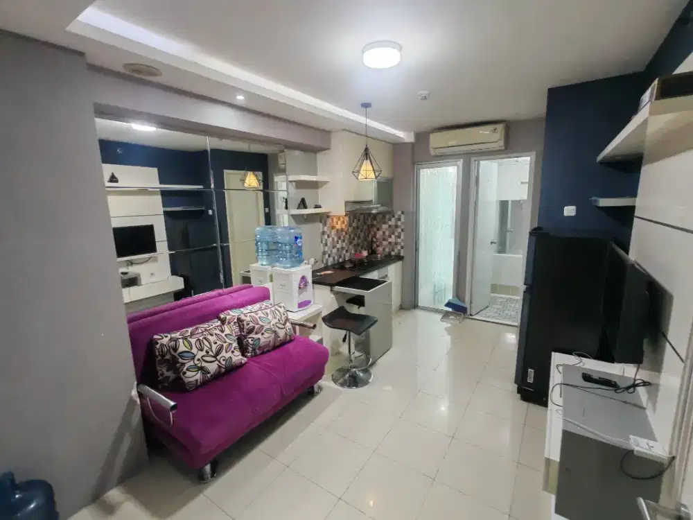DISEWAKAN BASSURA CITY 2BEDROOM FURNISH LANTAI RENDAH