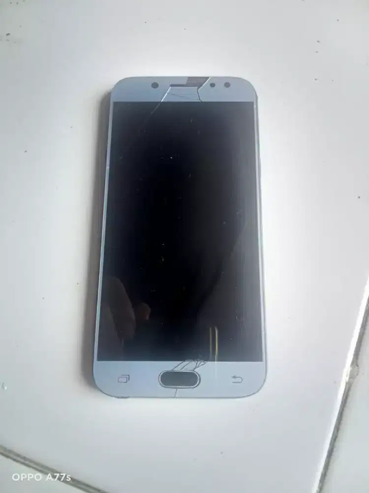 Samsung j5 pro minus