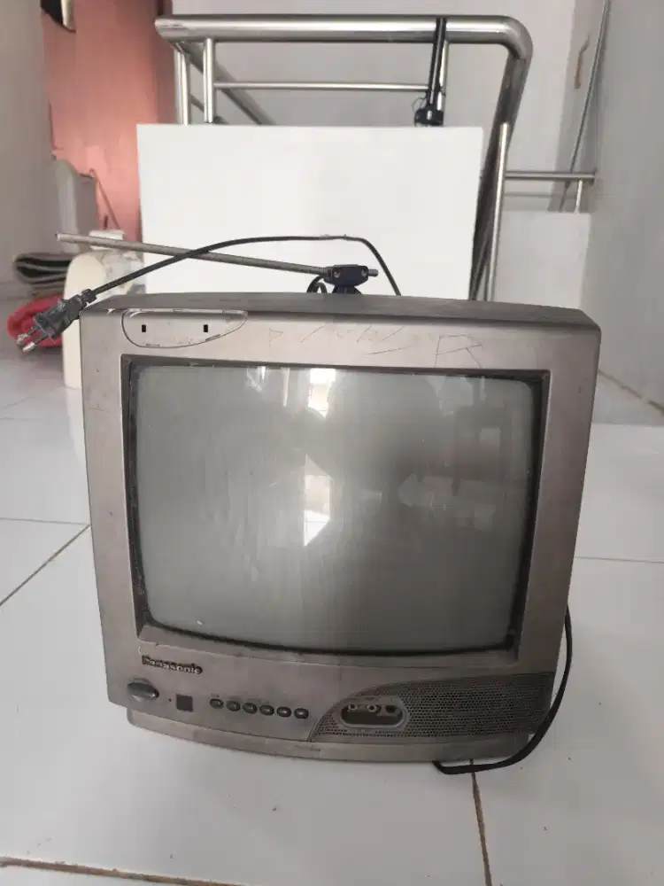 Tv tabung panasonic 14 Mati total