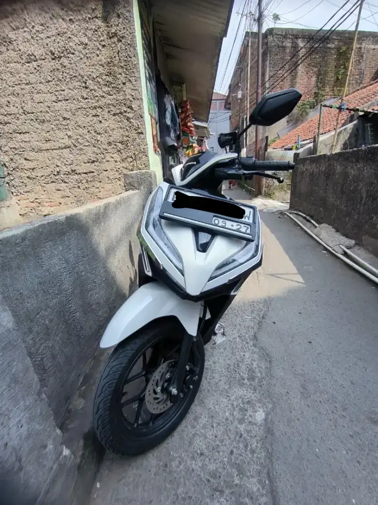 Honda Vario 125 New Cbs Iss