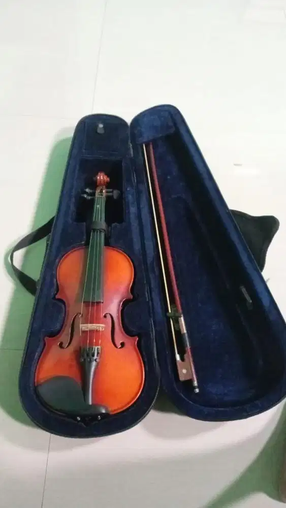 Biola Ukuran 1/4
