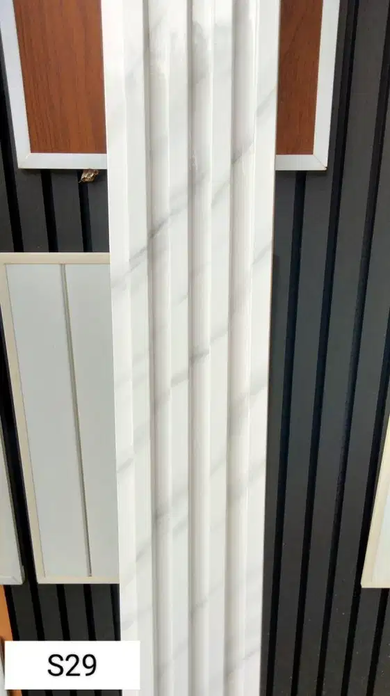 Distributor wall panel