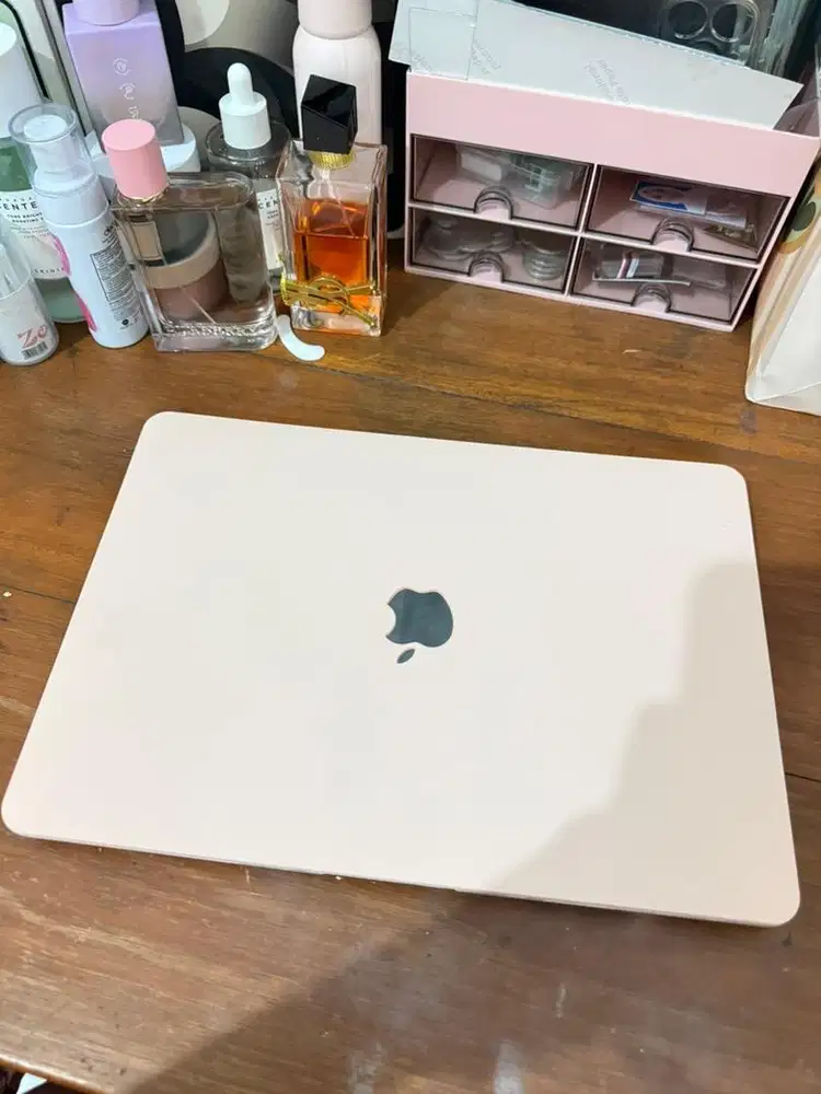 macbook air m1 per 21 agustus 2025 NEGO TIPIS