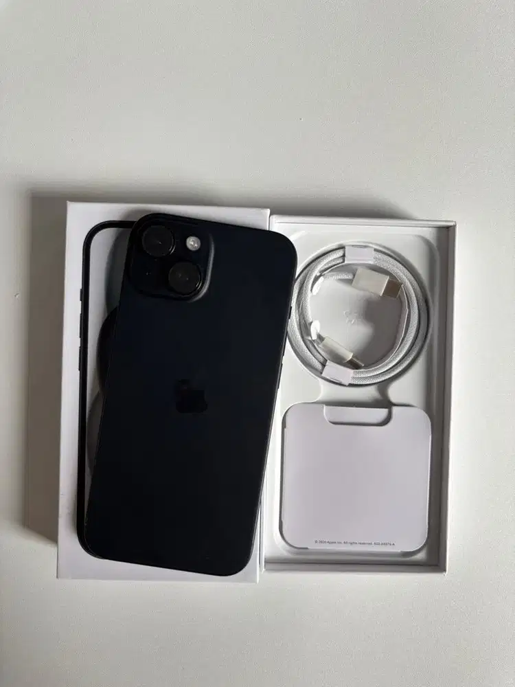 IPHONE 15 128GB - LIKE NEW