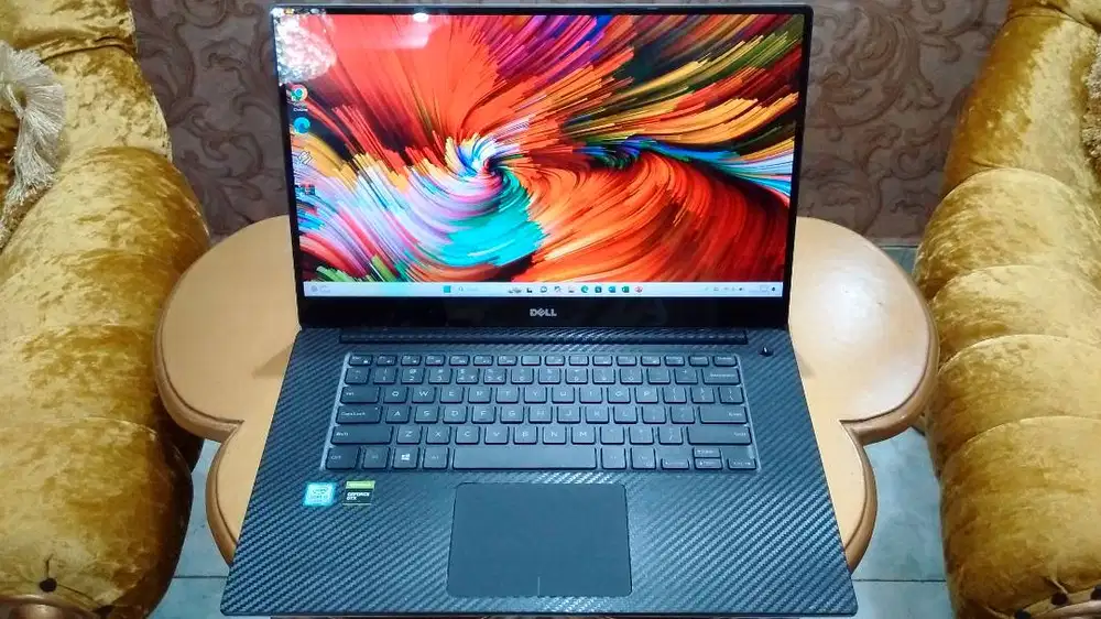 Laptop Sultan DELL XPS 15 LED 4K Touch VGA Nvidia i7 Ram 16GB SSD256GB