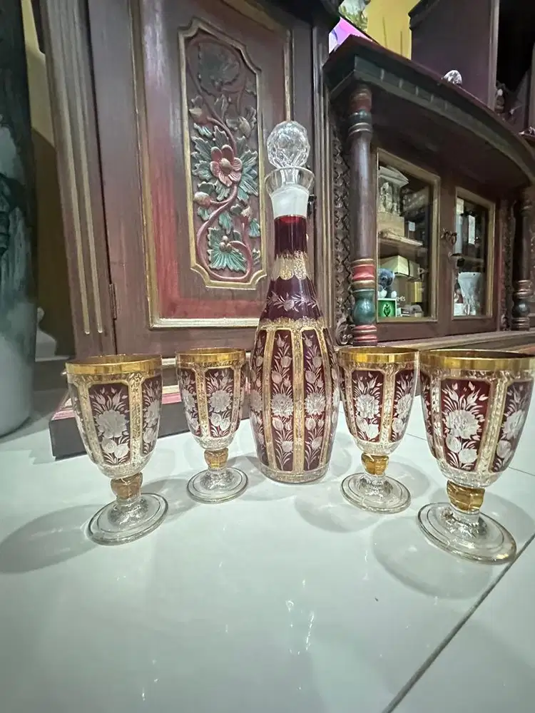 Kristal Bohemia Antik Botol dan Gelas Set