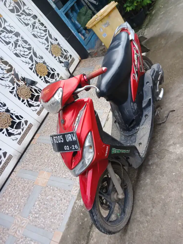 Yamaha Mio 2011 ss lengkap mesin bagus stater tokcer plat B DKI