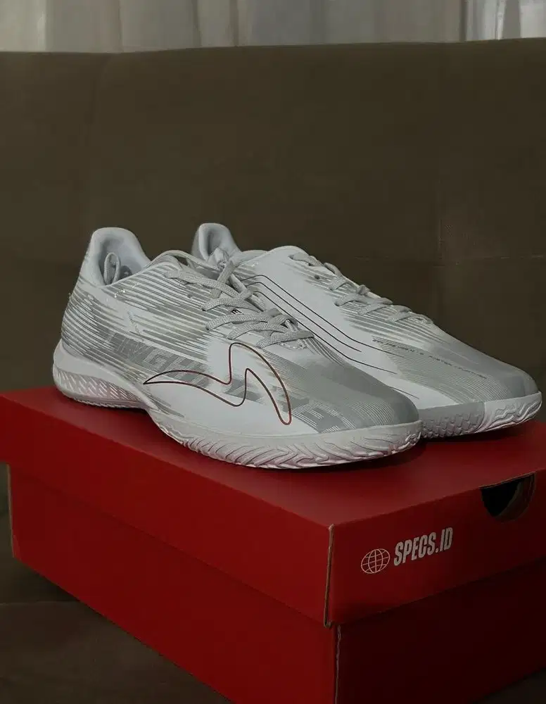 sepatu futsal specs accelerator