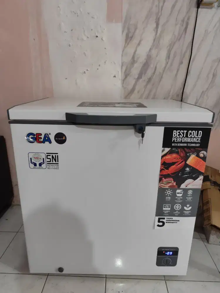 Chest Freezer GEA 210 Liter AB-208-R