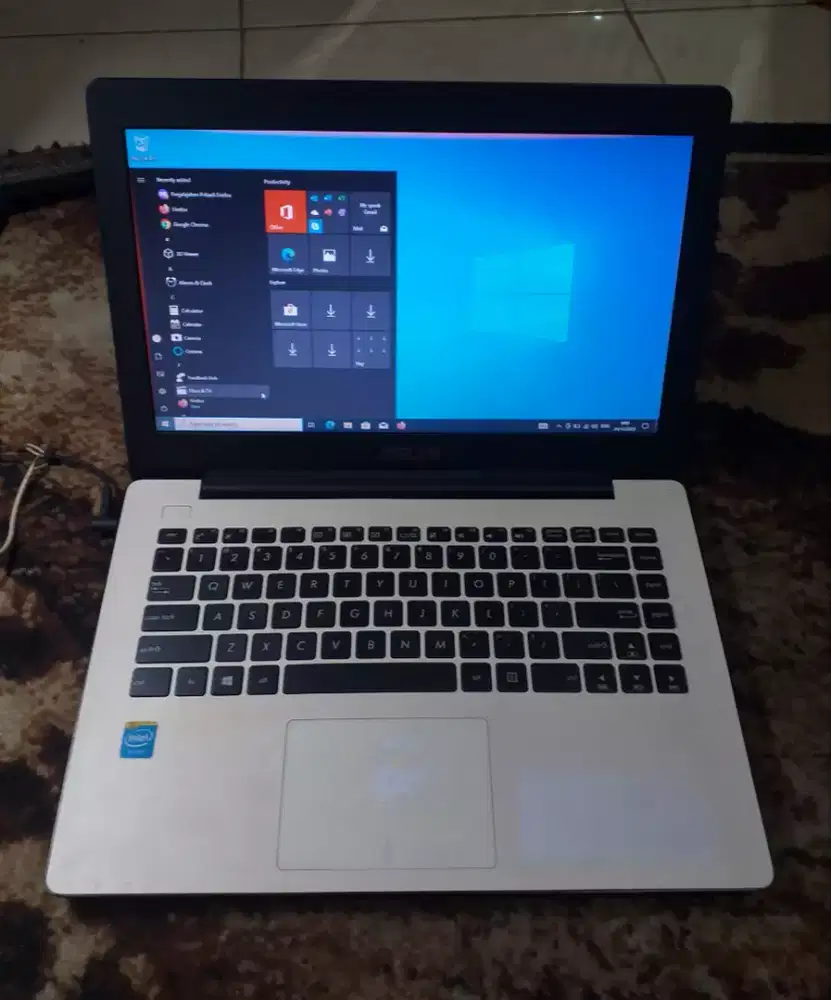 Laptop Asus X453M