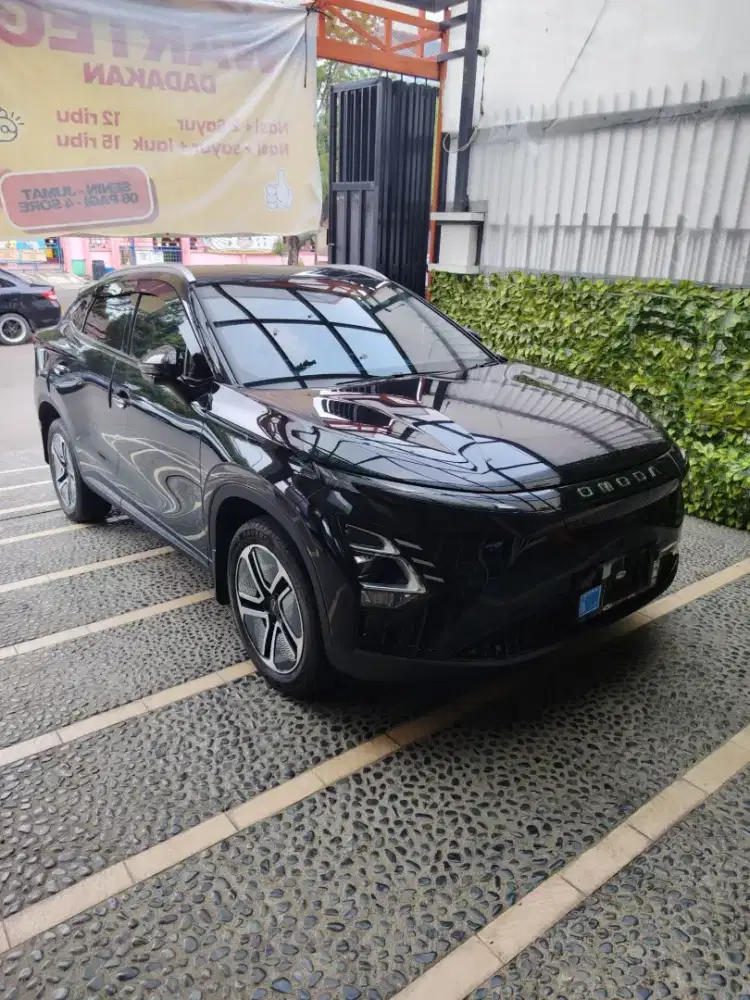 Chery omoda e5 2024 ev hitam murah low km