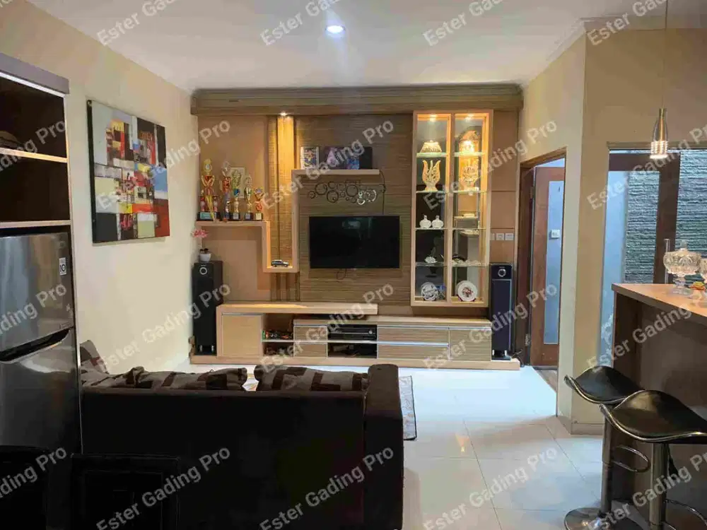 Jual Rumah 3 lantai siap huni di Serpong Garden