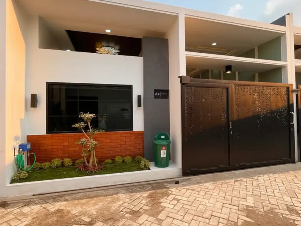 Rumah Kekinian Ruang Tamu Luar Carport Full Kanopi Di Melur V Setiabudi Ringroad