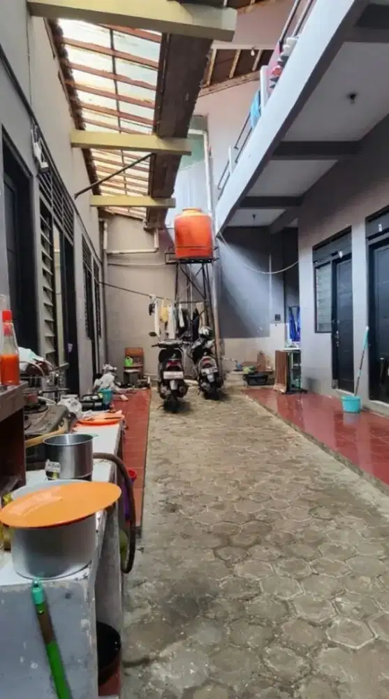 RUMAH KOST 2 Lt Babarsari UPN dan 4 menit ke JL Solo