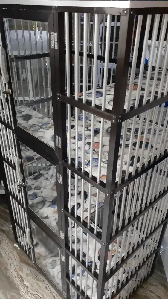 Kandang kucing 3 pintu