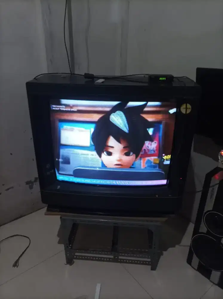 TV Tabung Bekas Toshiba 34 Inch