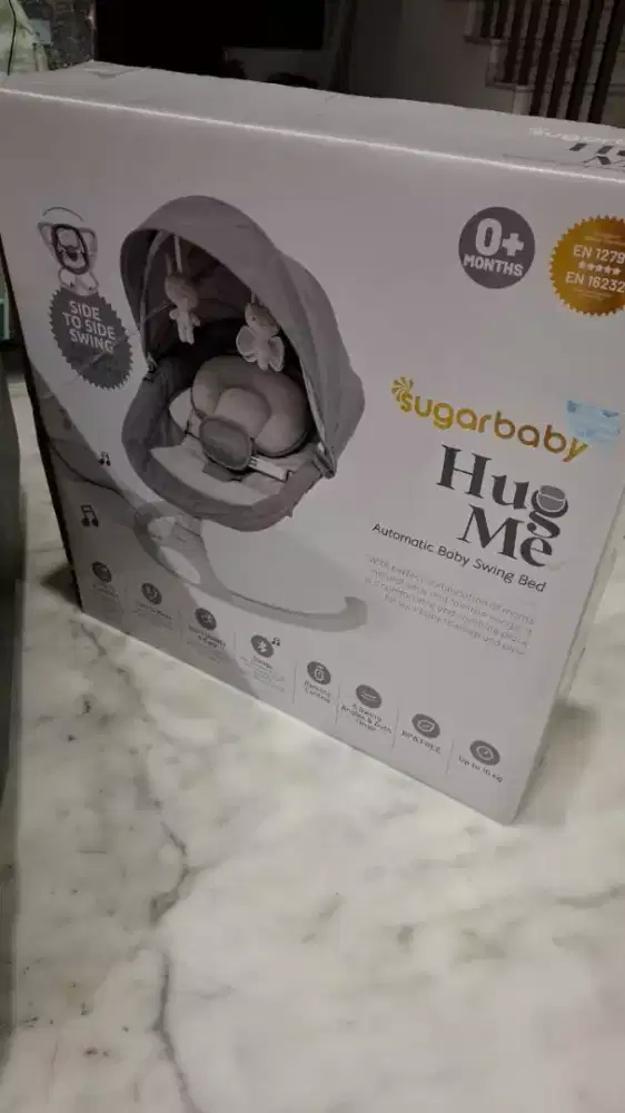 Sugar Baby Hug Me Automatic Baby Swing Chair w/ Table K-Series Ayunan