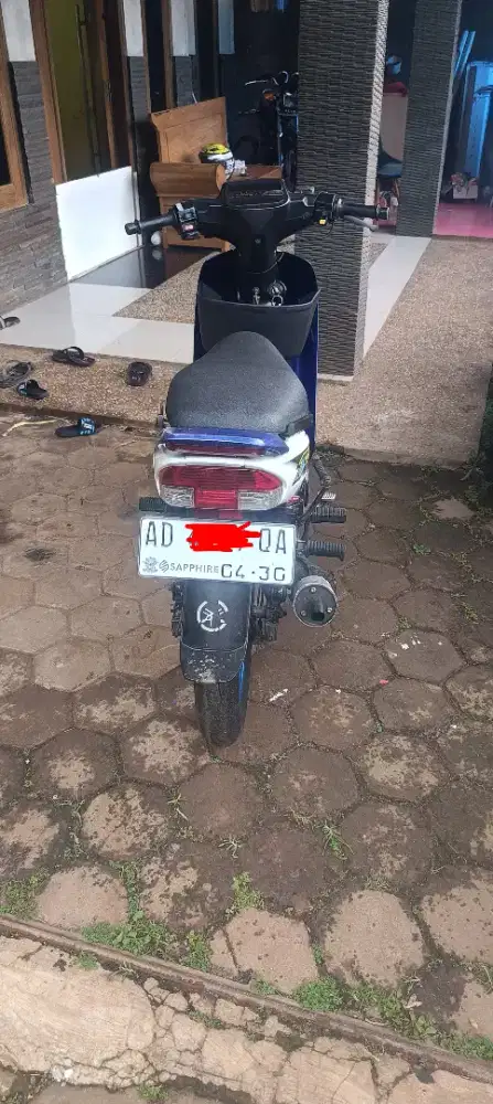 Di jual motor RX king dan fiz r