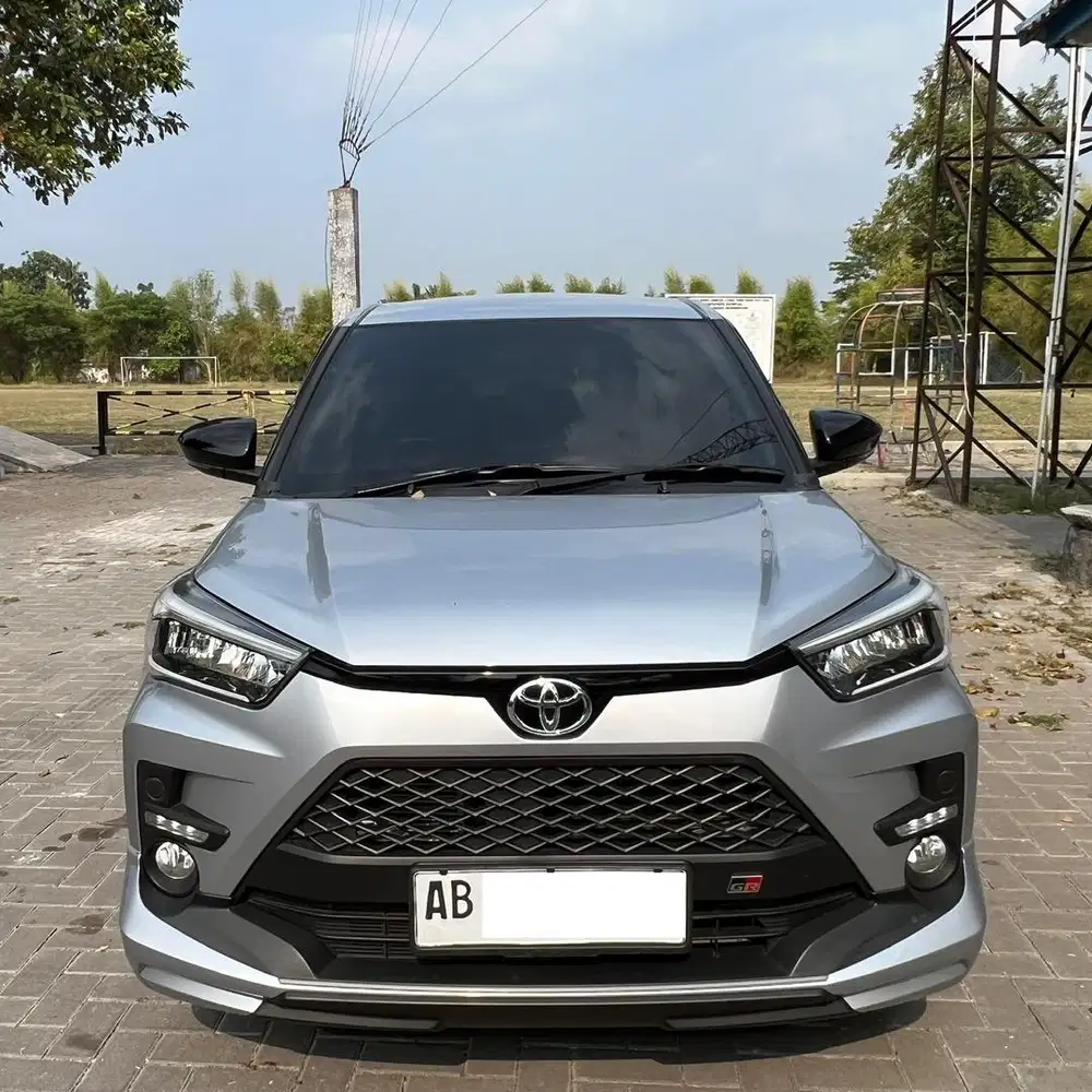 (KM 30RB) Raize GR Turbo 2023 Full Ori Tangan 1