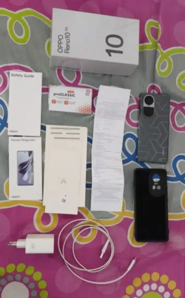 Di Jual Oppo Reno 10 (8+8/256 GB) Fullset Mulus Terawat