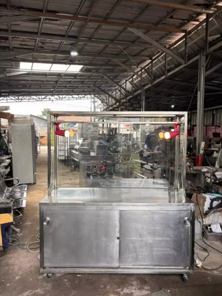 MEJA ETALASE /BOOTH/ MEJA KABINET PINTU SLIDING

Ukuran 150x60x80+90