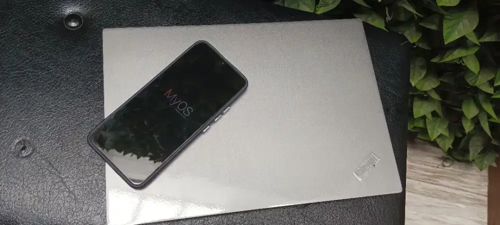 Thinkpad L13 core i3 gen 10 ram 8 gb ssd 256 nvme bonus Hp ZTE blade