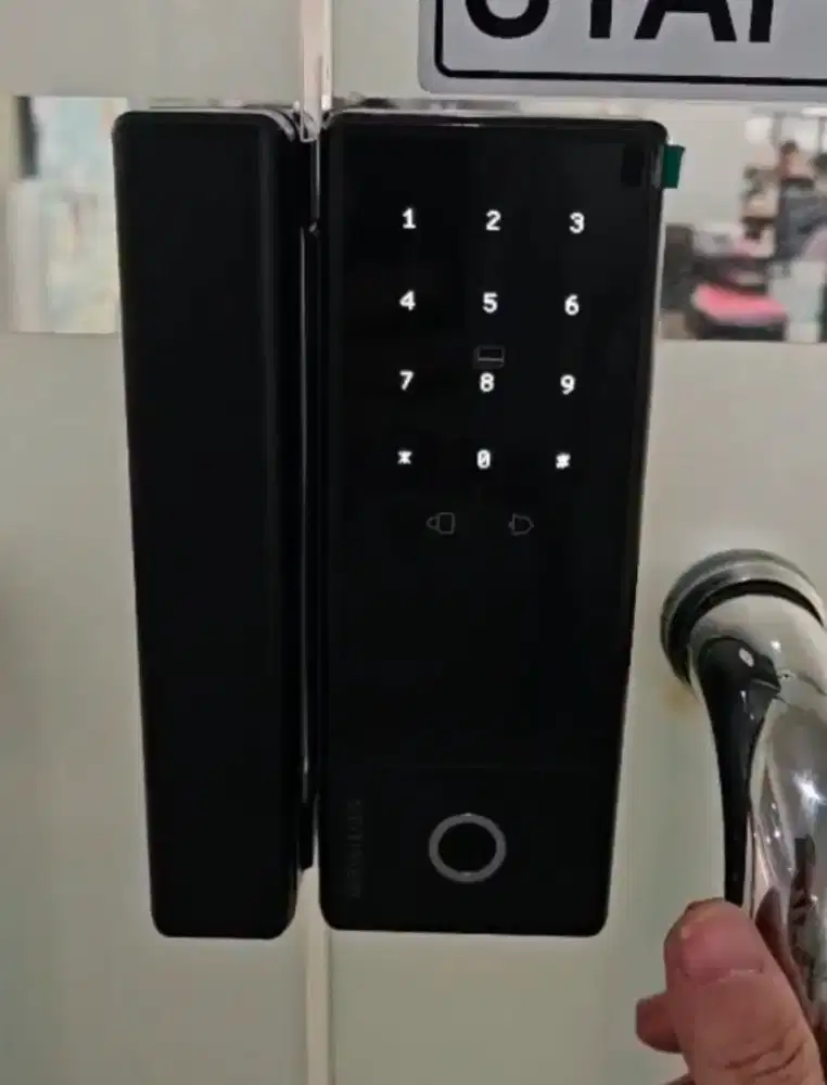 Smart Door Lock Seyven